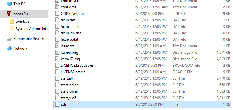 Enabling the SSH daemon on boot